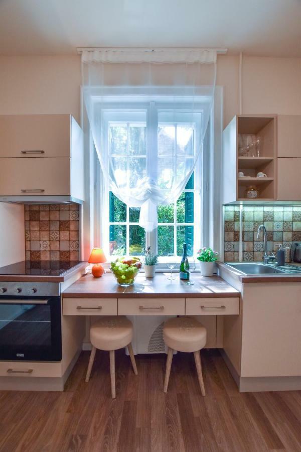 Christine Apartment Close To The Buda Castle Budapest Esterno foto